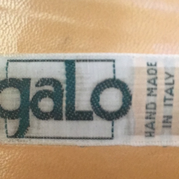 Italian Hand made shoes w/tassle barely used. - Picture 4 of 4